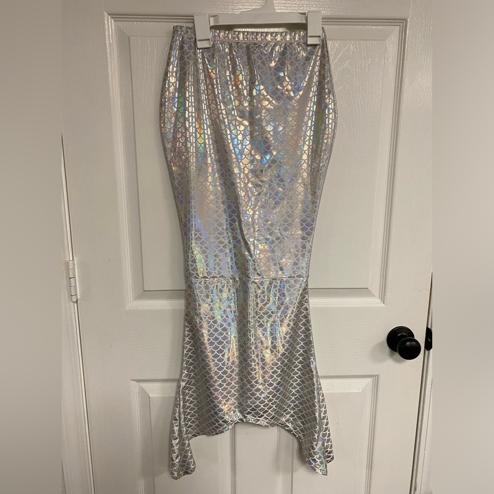 Mermaid skirt costume